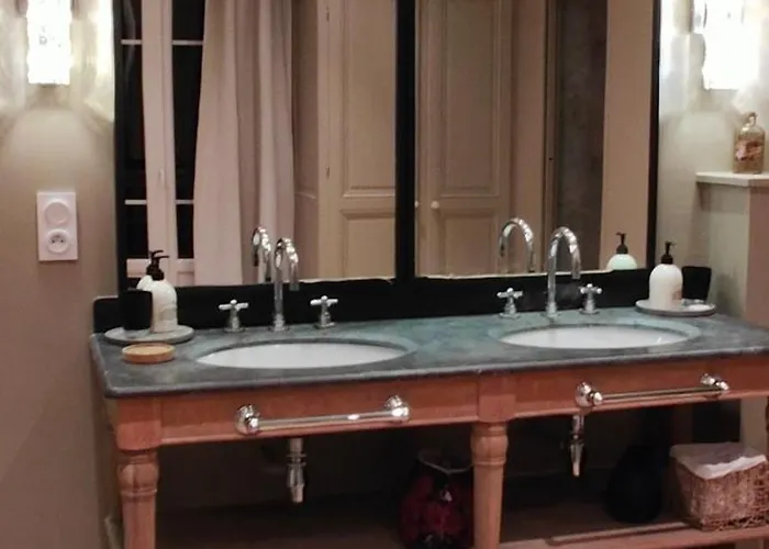 Willa Athena Deauville